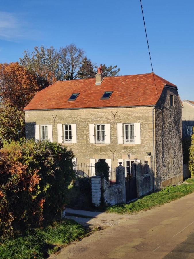 Bed and Breakfast La Flavignienne Flavigny-sur-Ozerain Exterior foto